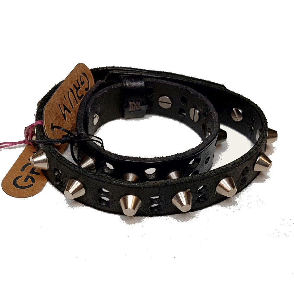 Somerset house London, bracelets leather, Choker leather, leather wristbands, wristbands leather, choker leather, leather chokers, leather wrist straps, black leather bracelet, the horror show, somerset House the horror show,somerset house exhibitions